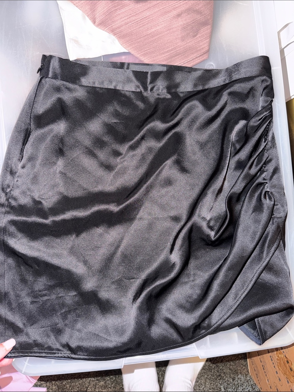 Aritzia Babaton Black Skirt